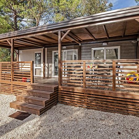 Eurocamp Mobile Homes At Campsite Porton Biondi Ρόβινι Εξωτερικό φωτογραφία