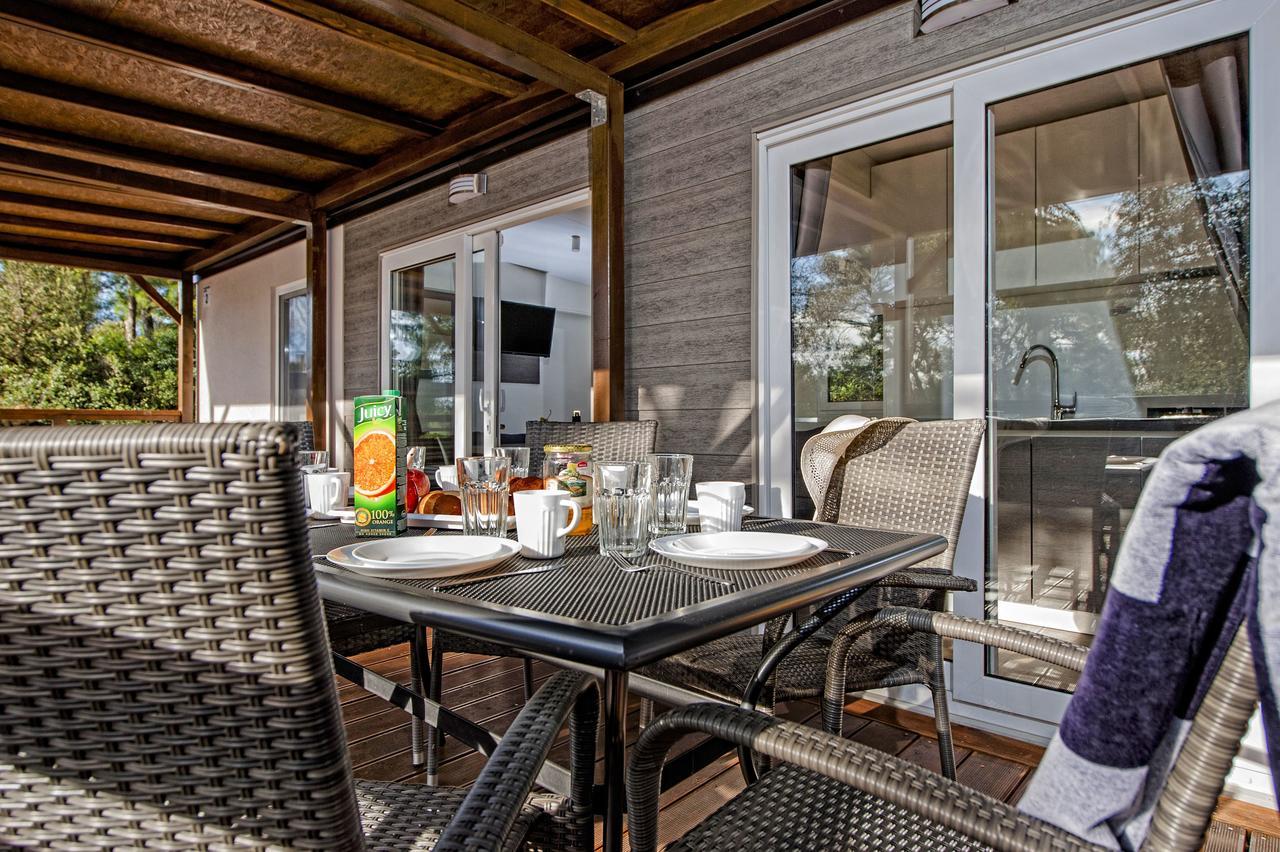 Eurocamp Mobile Homes At Campsite Porton Biondi Ρόβινι Εξωτερικό φωτογραφία
